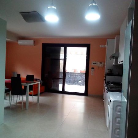 Valessia Holiday Home Aeroporto di Catania Fontana Rossa Esterno foto