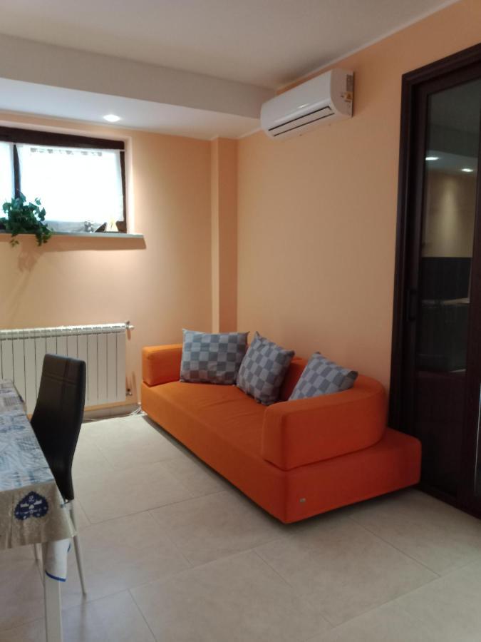 Valessia Holiday Home Aeroporto di Catania Fontana Rossa Esterno foto